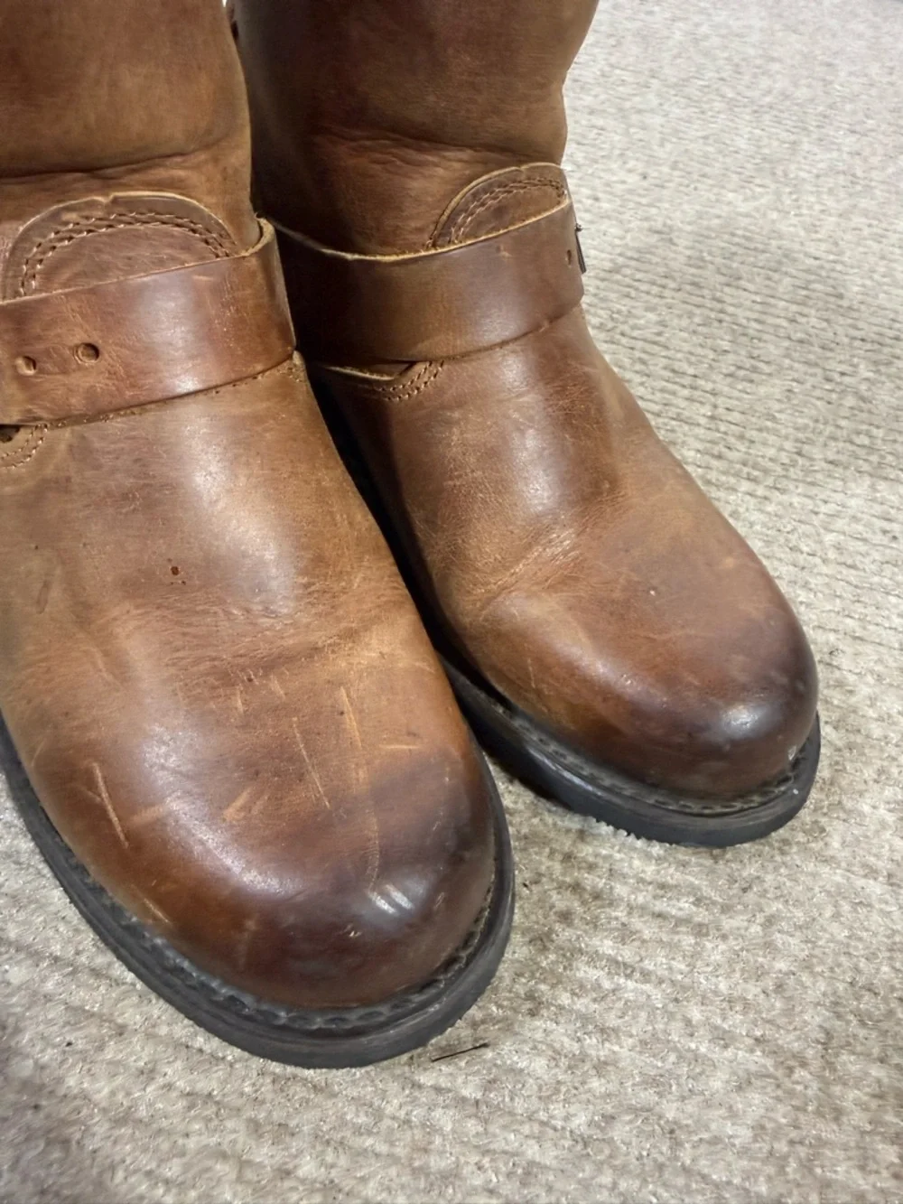 Frye engineer 8r
